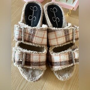 Jessica Simpson Beige Plaid Fuzzy Slides
